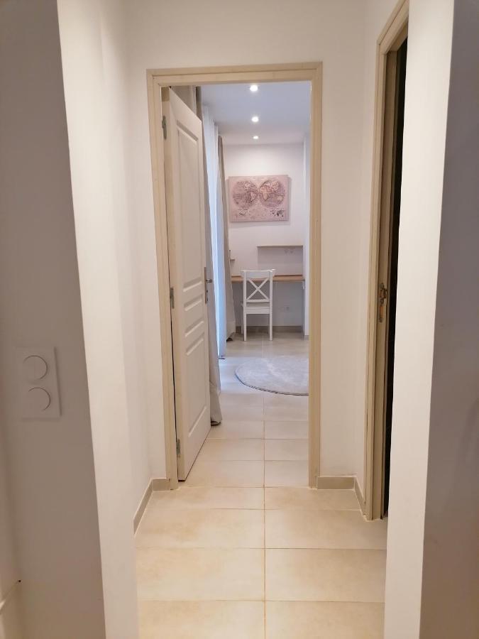 Appartement T2 Rez De Villa Proche Bord De Mer Le Pradet Exterior photo